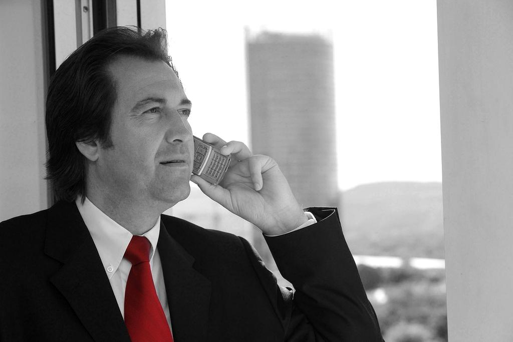 Portrait of Max Müller - Quantum Computing Expert